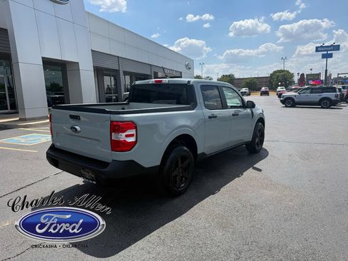 Used 2024 Ford Maverick XL FWD image 3