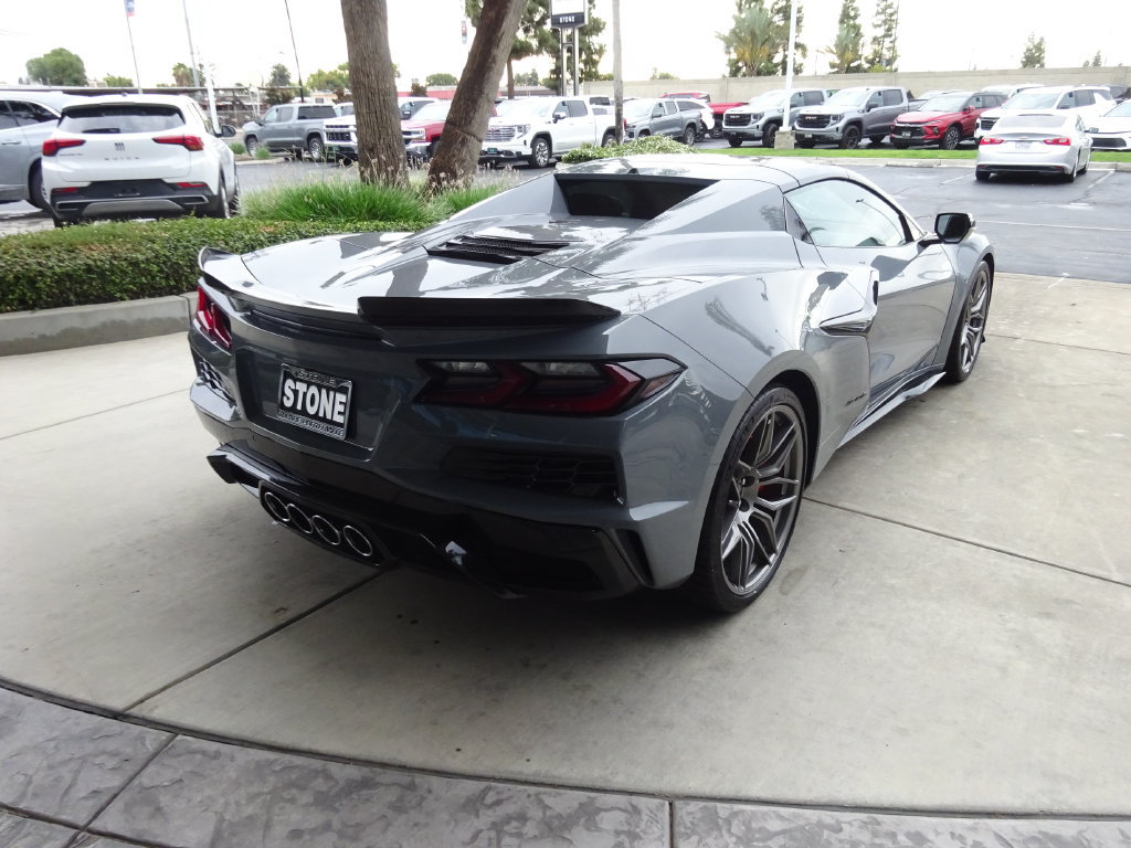 Certified 2025 Chevrolet Corvette Z06 RWD image 8