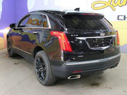 Used 2018 Cadillac XT5 Luxury w/ Driver Awareness Package AWD/4WD image 6