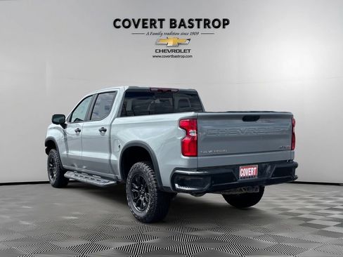 Used 2024 Chevrolet Silverado 1500 ZR2 w/ Technology Package AWD/4WD image 4