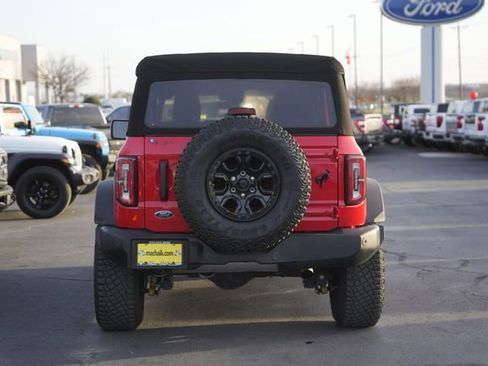 Used 2022 Ford Bronco Wildtrak image 7