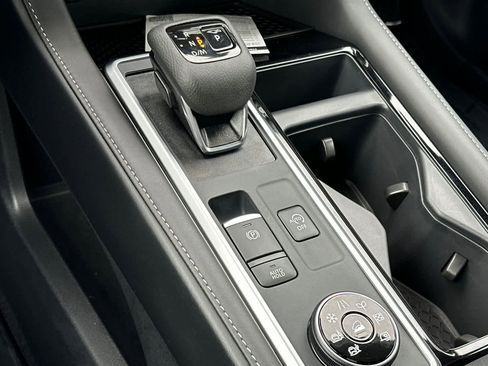 New 2026 Nissan Pathfinder SL image 22