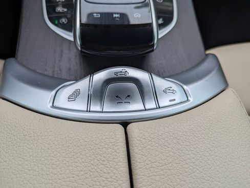 Used 2023 Mercedes-Benz C 300 Cabriolet image 31