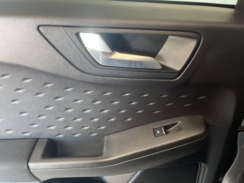 Used 2020 Ford Escape SE FWD image 55
