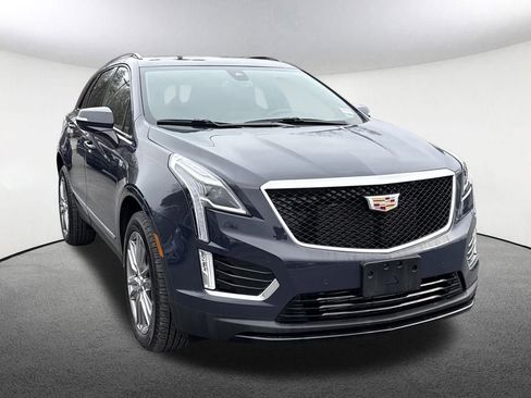 Certified 2025 Cadillac XT5 Sportv image 9