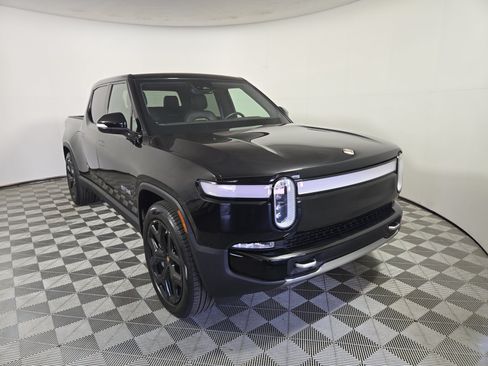 Used 2024 Rivian R1T Adventure Dual AWD/4WD image 7