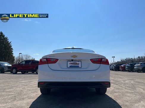Used 2023 Chevrolet Malibu LT image 37