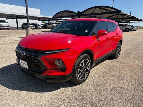 Used 2024 Chevrolet Blazer RS w/ Driver Confidence II Package FWD image 1