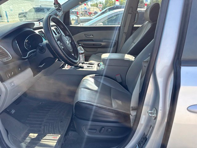 Used 2020 Kia Sedona EX FWD image 3