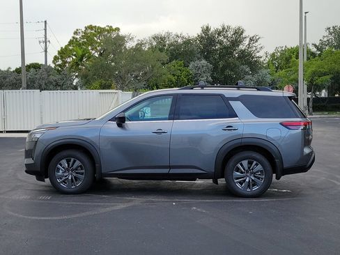 New 2026 Nissan Pathfinder SV FWD image 7