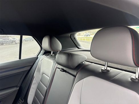 Used 2025 Volkswagen GTI Autobahn image 29