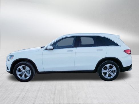 Used 2017 Mercedes-Benz GLC 300 4MATIC image 5