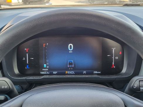Used 2025 Ford Maverick XL w/ Equipment Group 102A AWD/4WD image 17