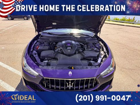 Used 2018 Maserati Ghibli S Q4 AWD/4WD image 45