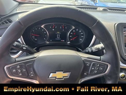 Used 2024 Chevrolet Equinox LT image 30