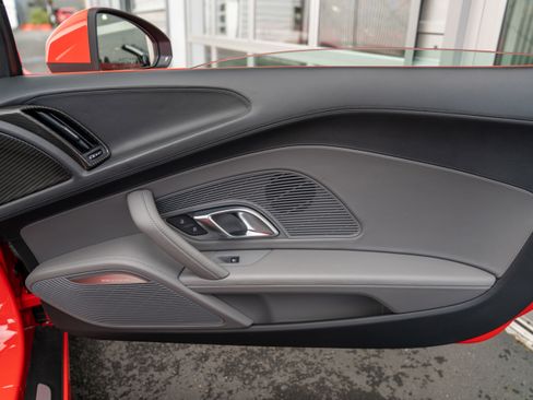 Used 2017 Audi R8 V10 image 35