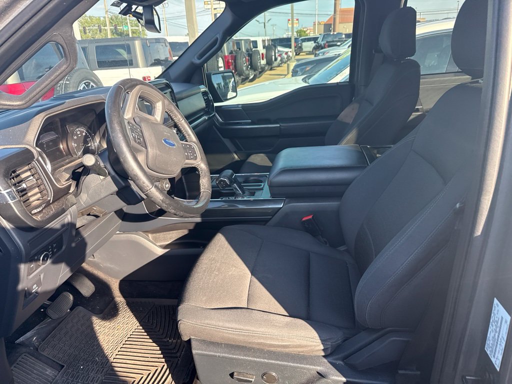Used 2021 Ford F150 XLT w/ Equipment Group 301A Mid RWD image 9