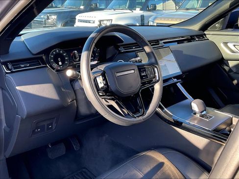 Used 2026 Land Rover Range Rover Velar S AWD/4WD image 17