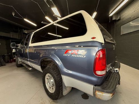 Used 2005 Ford F250 XLT AWD/4WD image 5
