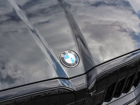 New 2027 BMW 530i RWD image 11