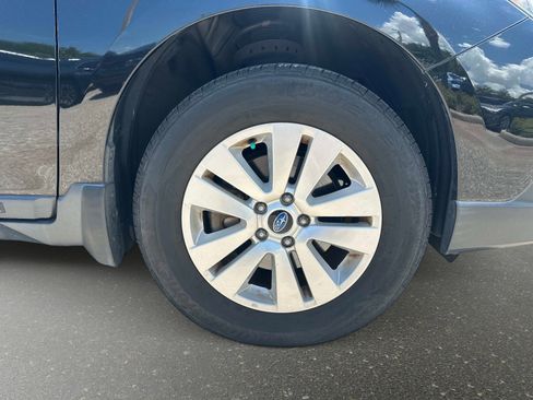 Used 2019 Subaru Outback 2.5i Premium w/ Popular Package #2 AWD/4WD image 6