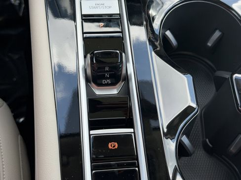 New 2026 Volkswagen Atlas SE FWD image 26