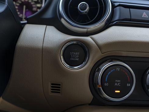 Used 2025 MAZDA MX-5 Miata RF Grand Touring image 24