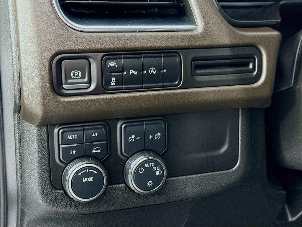 Certified 2023 Chevrolet Tahoe LT AWD/4WD image 10