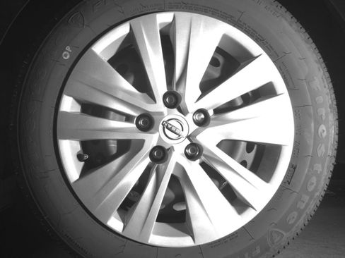 Used 2025 Nissan Sentra S FWD image 14