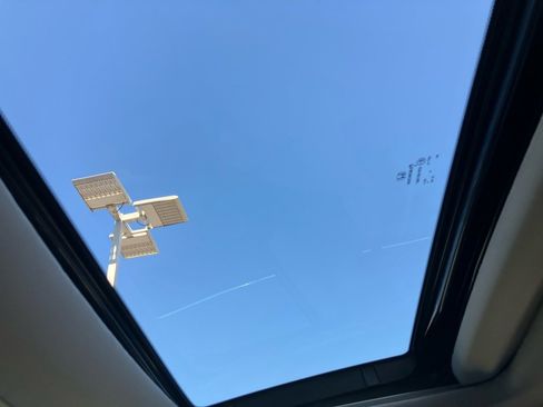 New 2026 Honda Odyssey Touring image 21