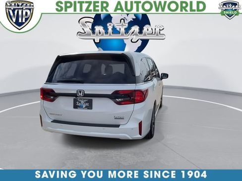 New 2025 Honda Odyssey Touring image 8