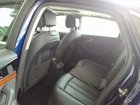 Used 2022 Audi A4 2.0T Premium w/ Convenience Package image 17