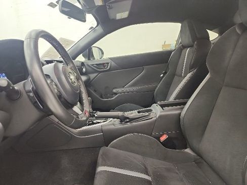 Used 2023 Toyota GR86 Premium RWD image 13