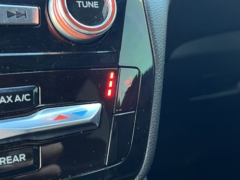 Used 2022 Ford Explorer ST-Line w/ Class IV Trailer Tow Package image 24