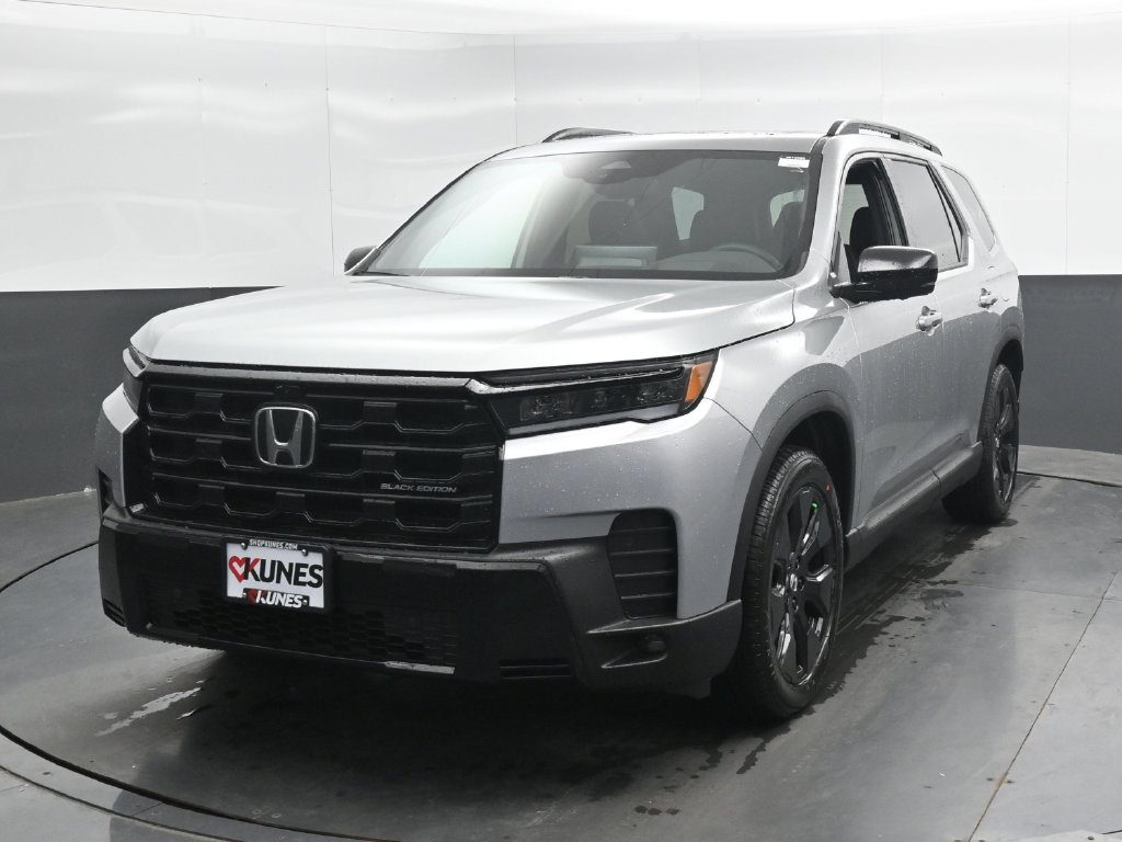 New 2026 Honda Pilot Black Edition image 5