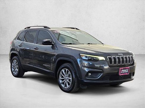 Used 2022 Jeep Cherokee Latitude Lux AWD/4WD image 3