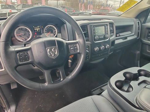 Used 2018 RAM 1500 Express w/ Express Value Package image 10