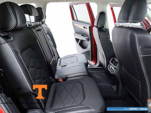 Used 2024 Volkswagen Atlas SE FWD image 38