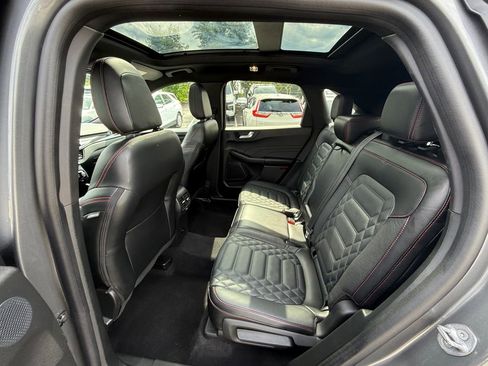 Used 2023 Ford Escape ST-Line Elite w/ Premium Technology Package AWD/4WD image 20
