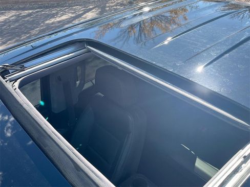 Used 2022 Chevrolet Silverado 1500 LTZ w/ LTZ Convenience Package II image 23