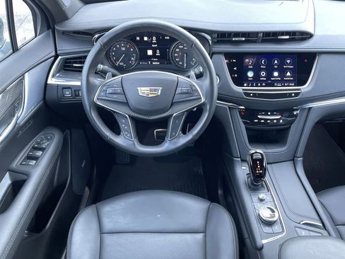 Used 2024 Cadillac XT5 Sportv w/ Technology Package AWD/4WD image 19