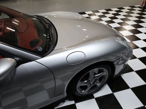 Used 2004 Porsche 911 Turbo AWD/4WD image 30