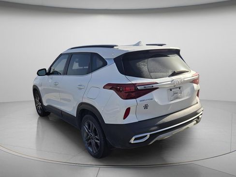 Used 2023 Kia Seltos S FWD image 4