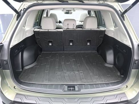 Used 2020 Subaru Forester Limited AWD/4WD image 23