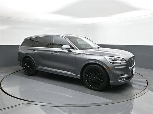 Used 2021 Lincoln Aviator Reserve w/ Equipment Group 208A image 17