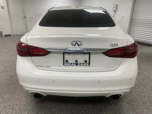 Used 2018 INFINITI Q50 Luxe w/ Sensory Package (Luxe) image 6