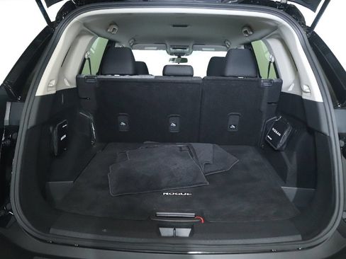 Certified 2023 Nissan Rogue SV AWD/4WD image 29