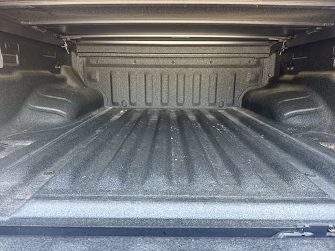 Used 2025 Nissan Frontier Pro-X RWD image 18