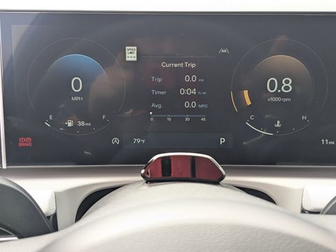 New 2025 Hyundai Tucson Limited image 9