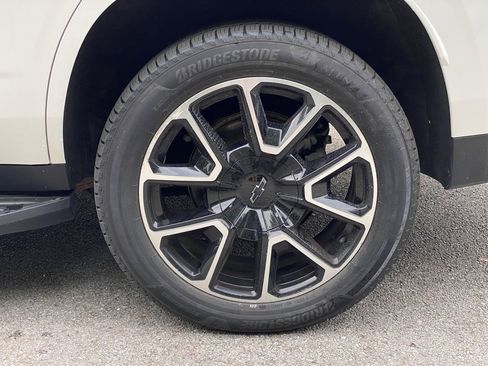 Used 2022 Chevrolet Tahoe RST w/ Sport Performance Package image 37